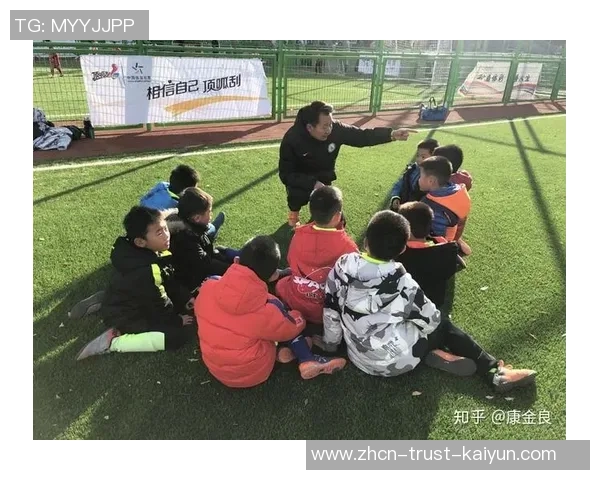 奥伦足球俱乐部:奋勇争先的绿茵梦想与未来发展之路 奥伦足球俱乐部:奋勇争先的绿茵梦想与未来发展之路